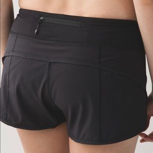 Lululemon Speed Up Shorts 2.5”